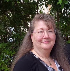 Meet your Posher, Brenda